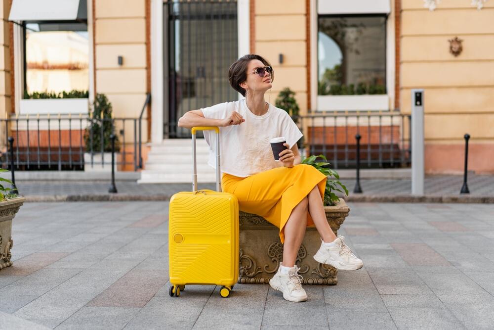 Shutterstock 2496090449