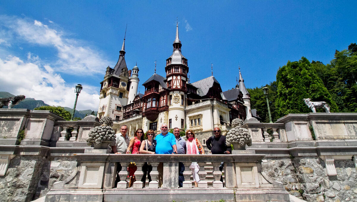 Bran Castle, Peles Castle & Brasov Full-Day Guided Tour