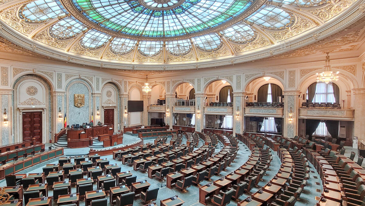 Palace of Parliament Guided Tour & Audio Guide